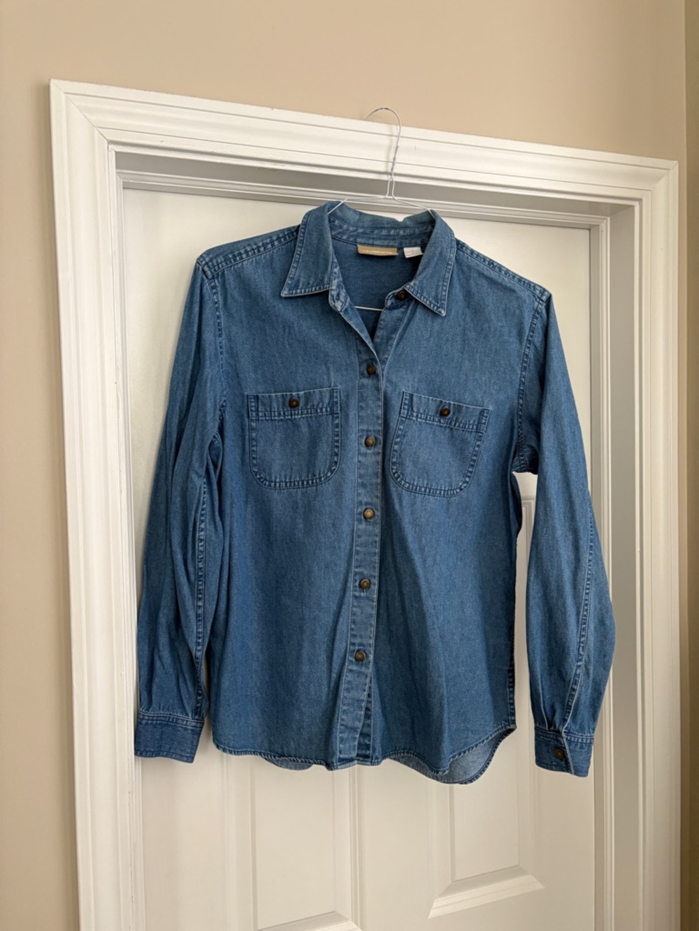 Vintage Liz Claiborne Denim Button Down Shirt Women’s Medium Vintage Denim